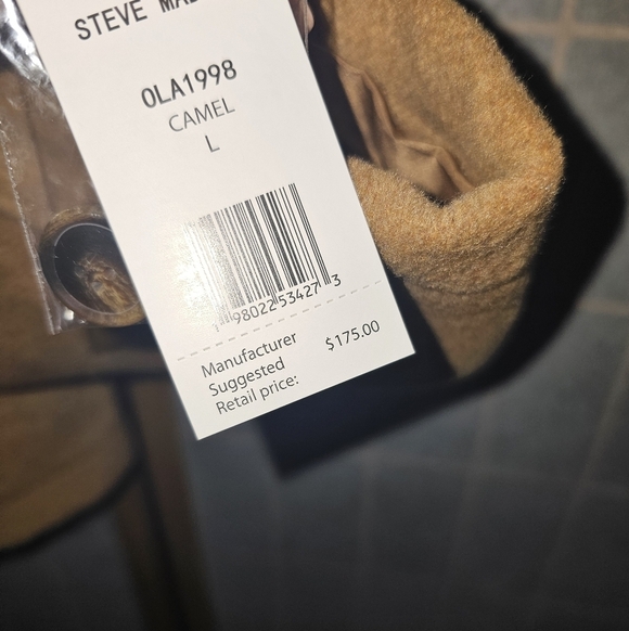 Cropped Wool Coat. - Picture 3 of 8